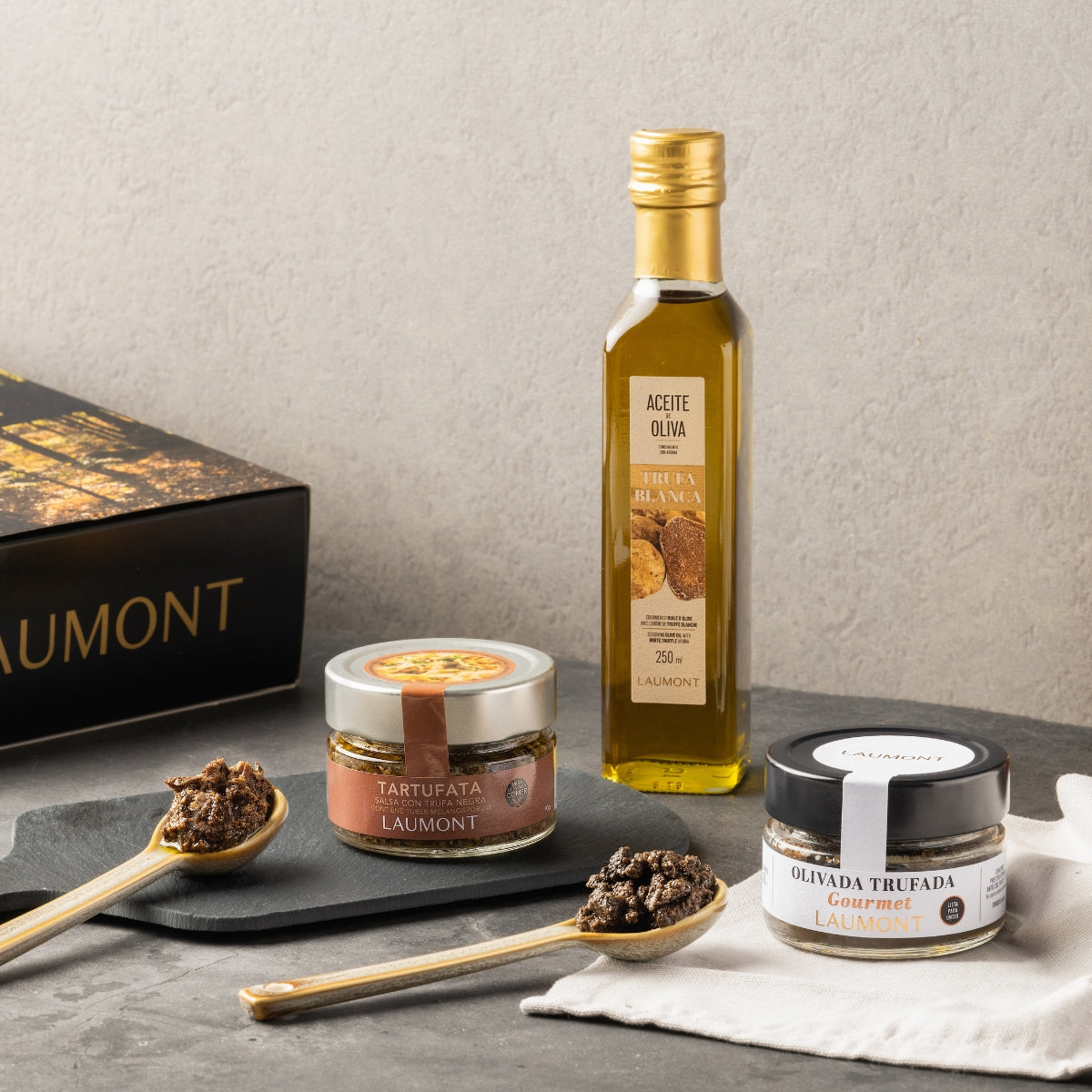 TRUFFLE GOURMET EXPERIENCE – White Truffle Oil, Tartufata & Truffled Olive Spread